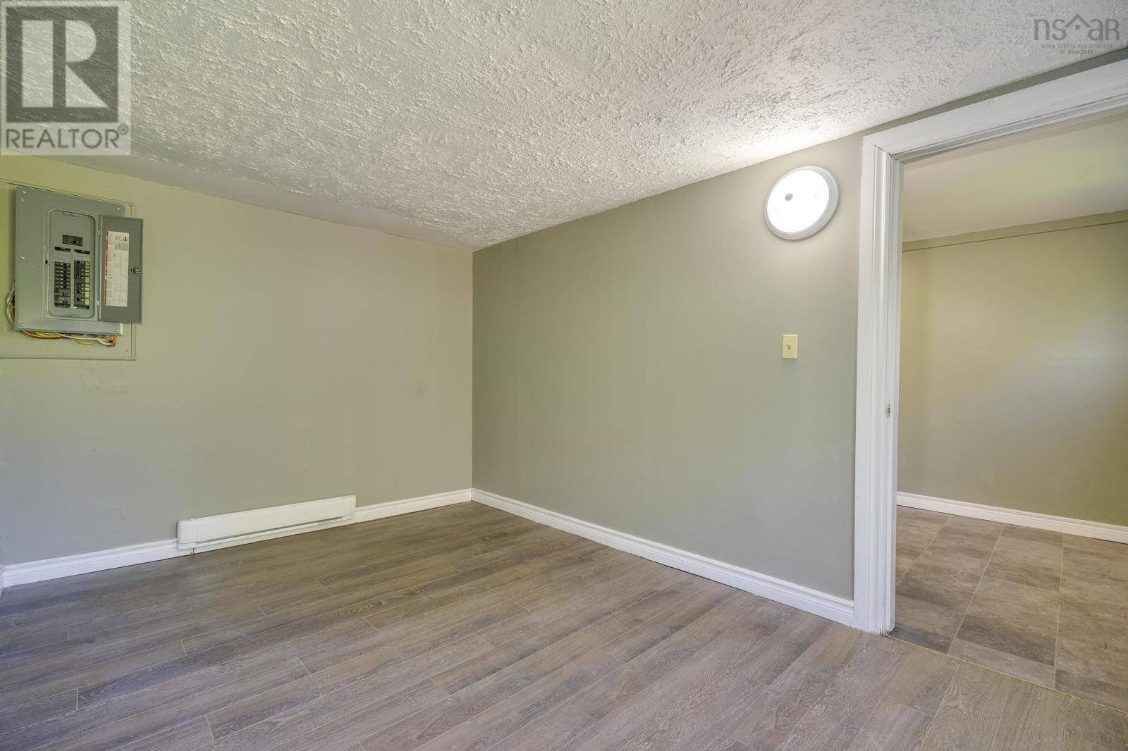 18 Outhouse Lane Property Photo 29