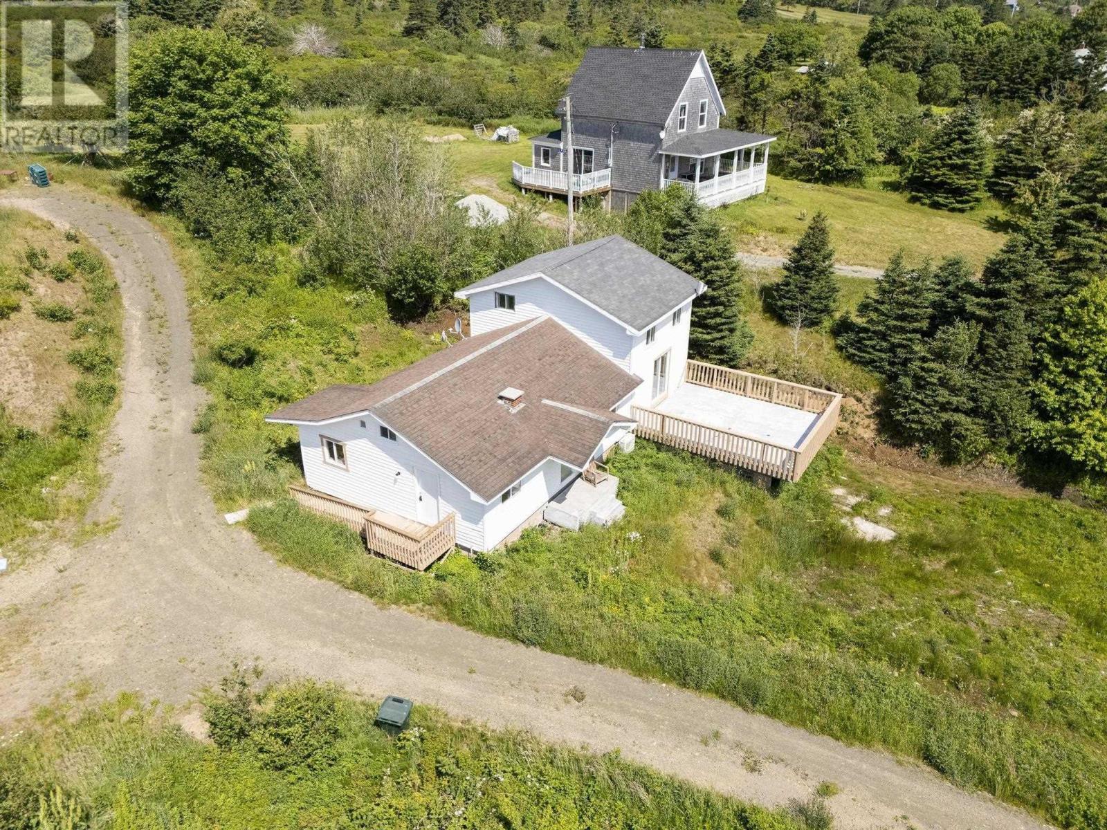 18 Outhouse Lane Property Photo 49