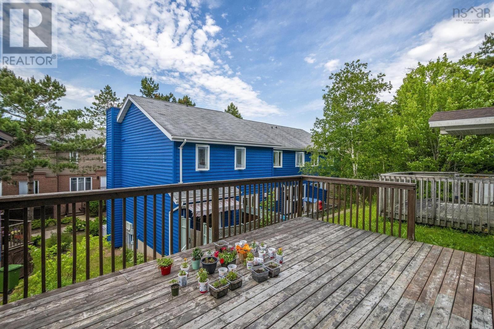 225 Farnham Gate Road Property Photo 47