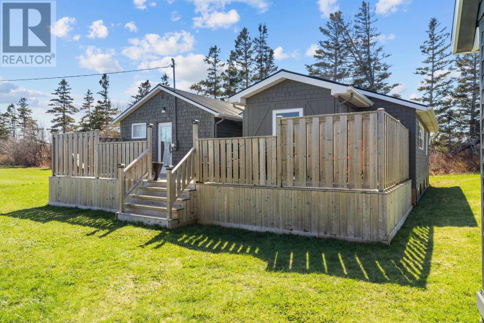 56 Spruce Lane Property Photo 4