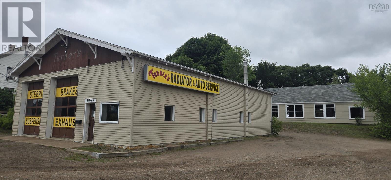 8843 Commercial Street Property Photo 1