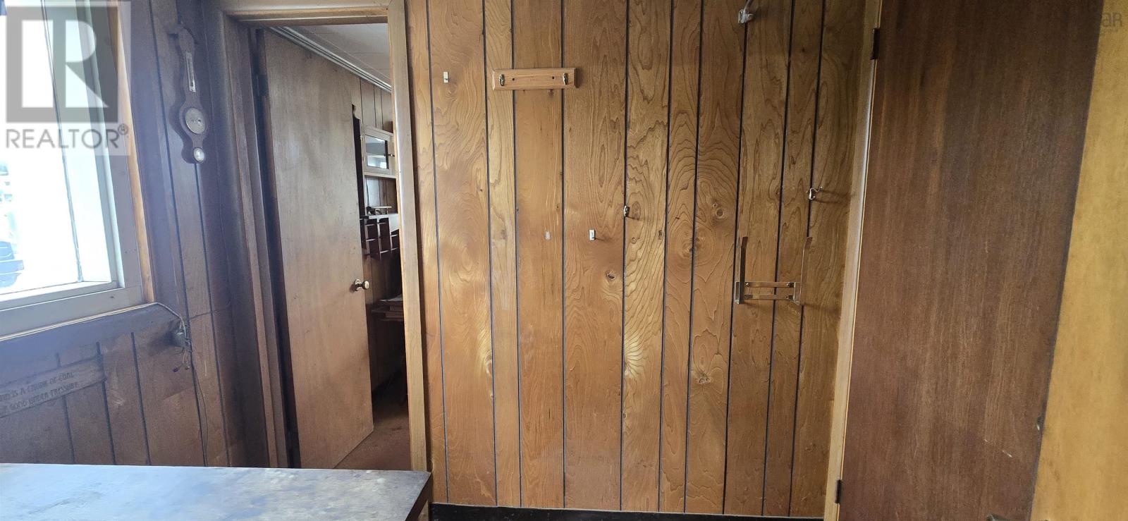 8843 Commercial Street Property Photo 20