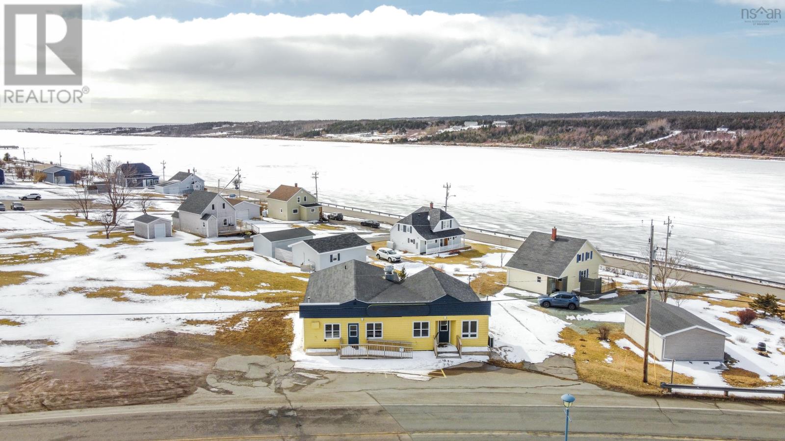 14925 Cabot Trail Road Property Photo 1