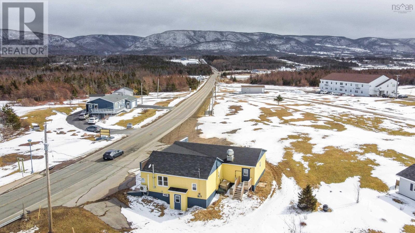 14925 Cabot Trail Road Property Photo 8
