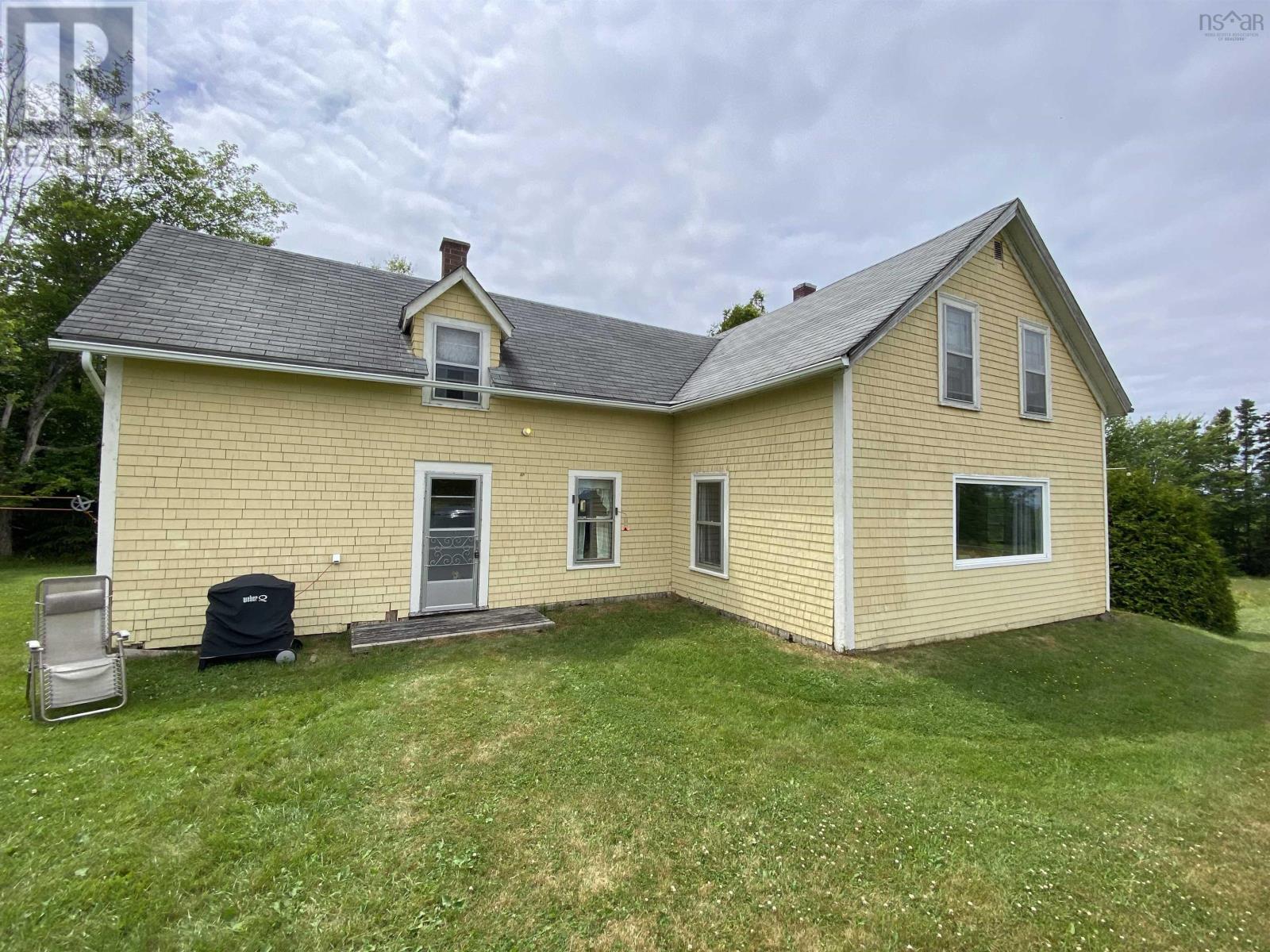 4460 Highway 215 Property Photo 1