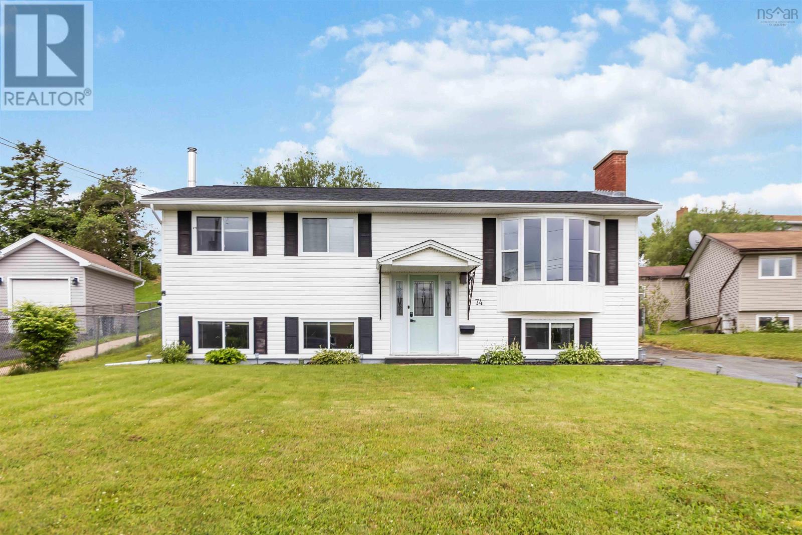 74 Elm Street Property Photo 1
