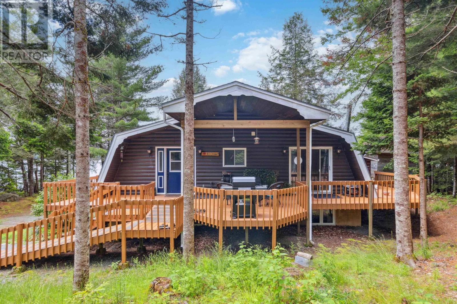 12439 Peskawa Close Street Property Photo 4