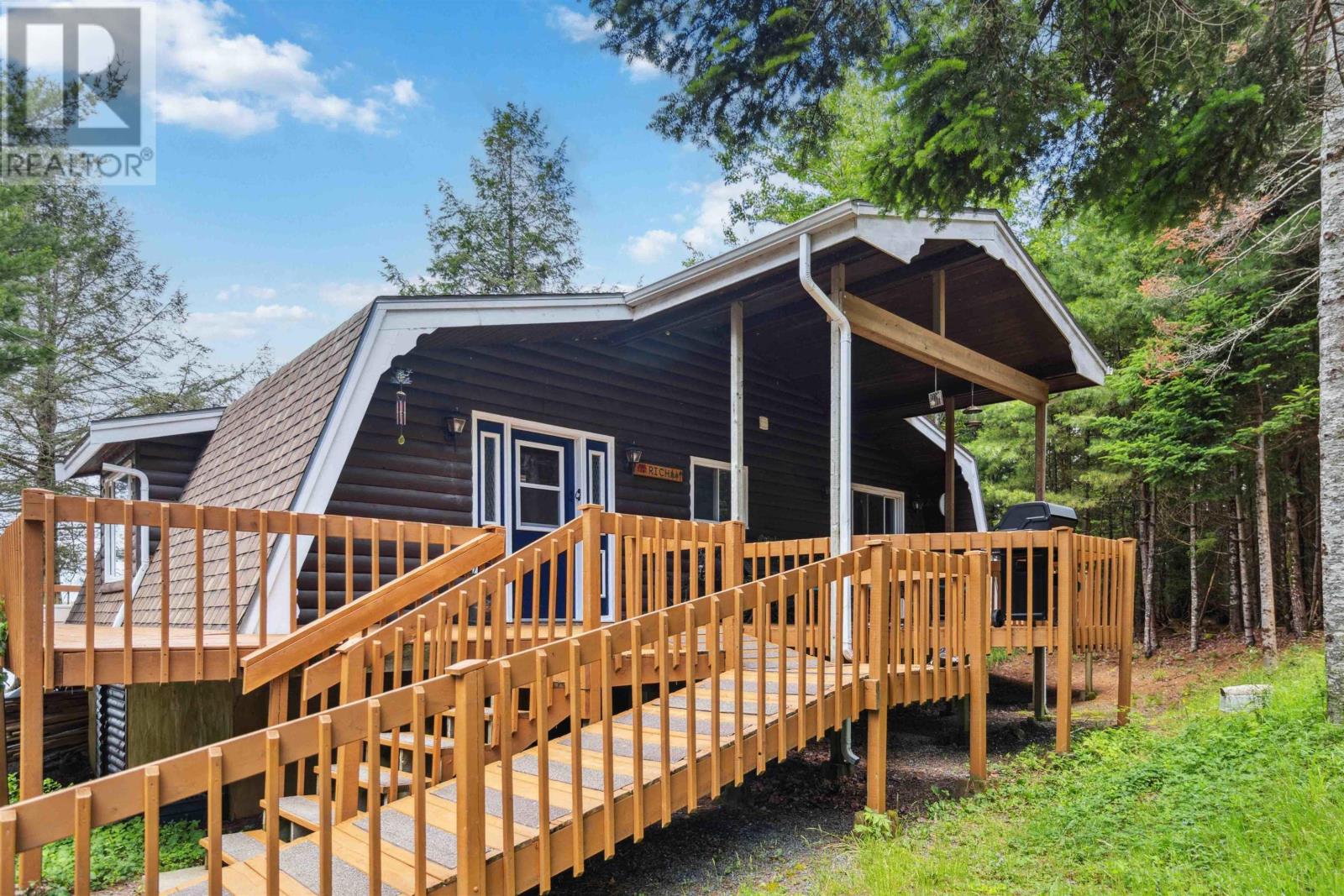 12439 Peskawa Close Street Property Photo 5