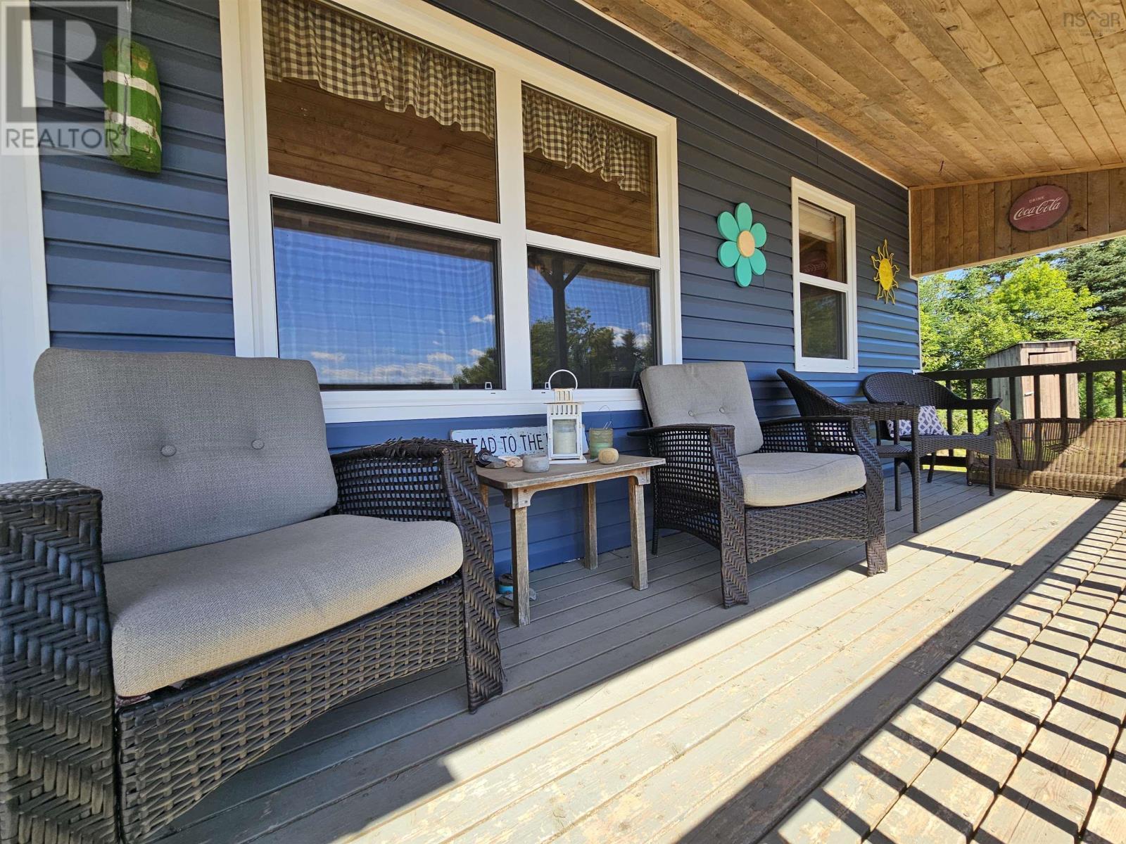 4 Ridgeview Lane Property Photo 6