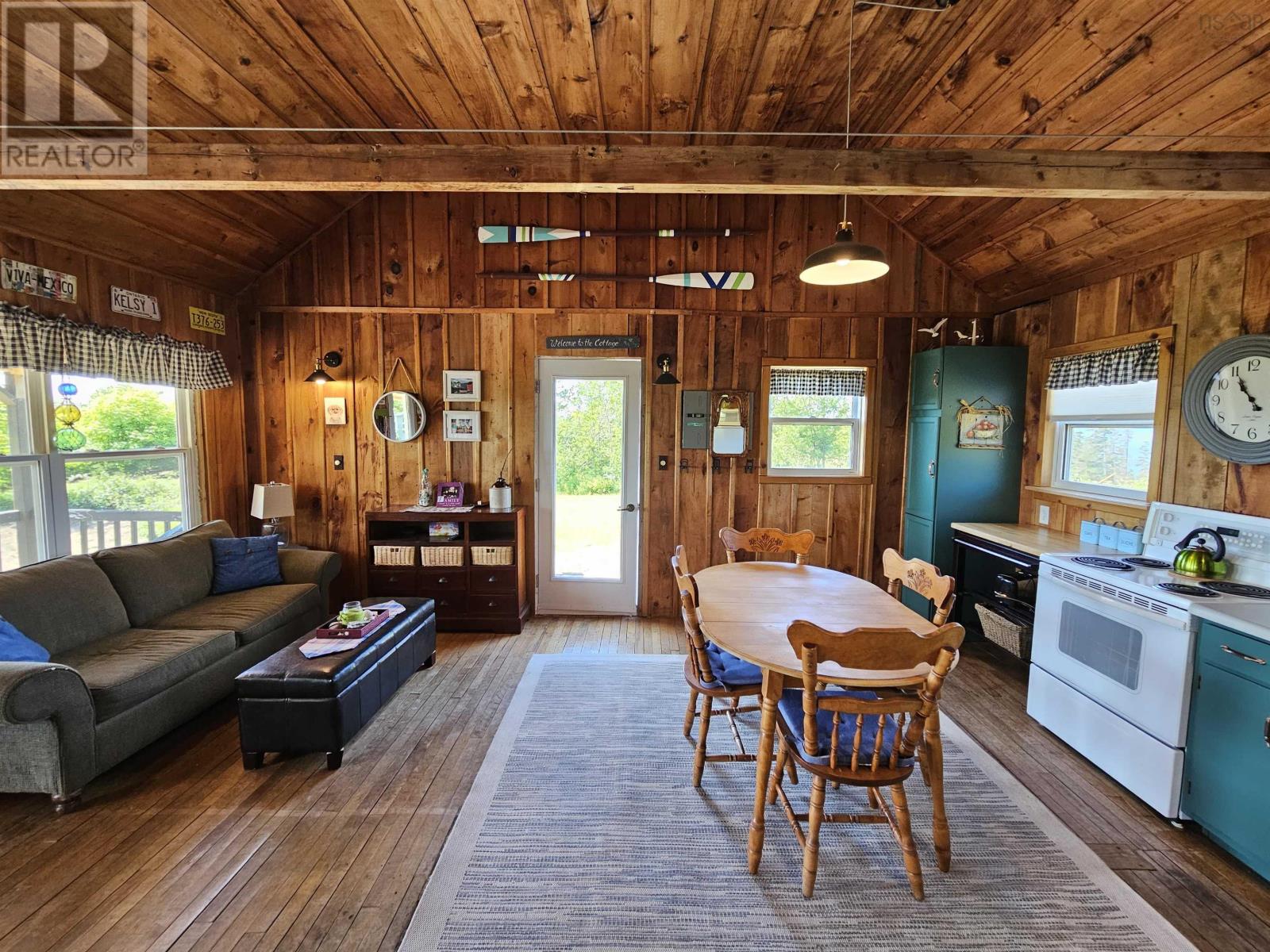 4 Ridgeview Lane Property Photo 12