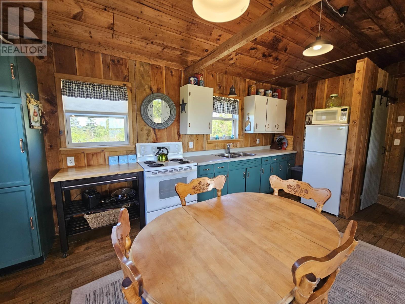 4 Ridgeview Lane Property Photo 16