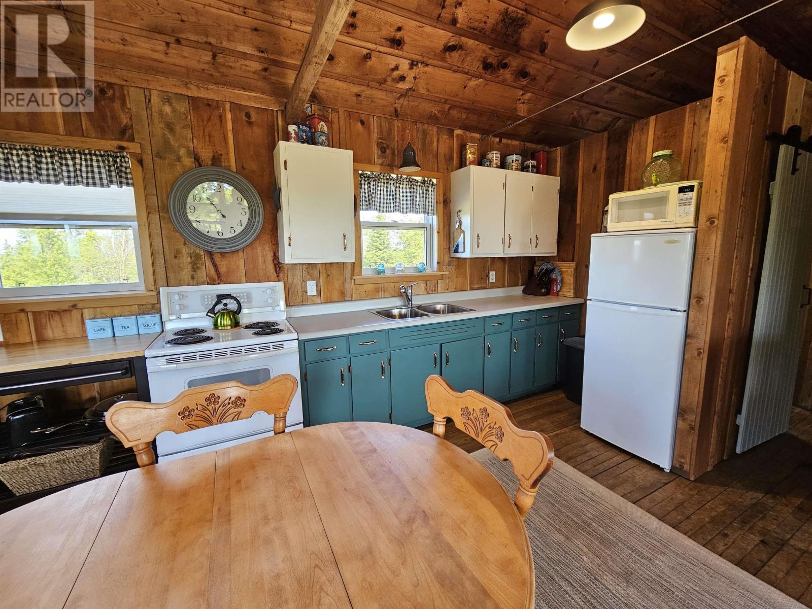 4 Ridgeview Lane Property Photo 17