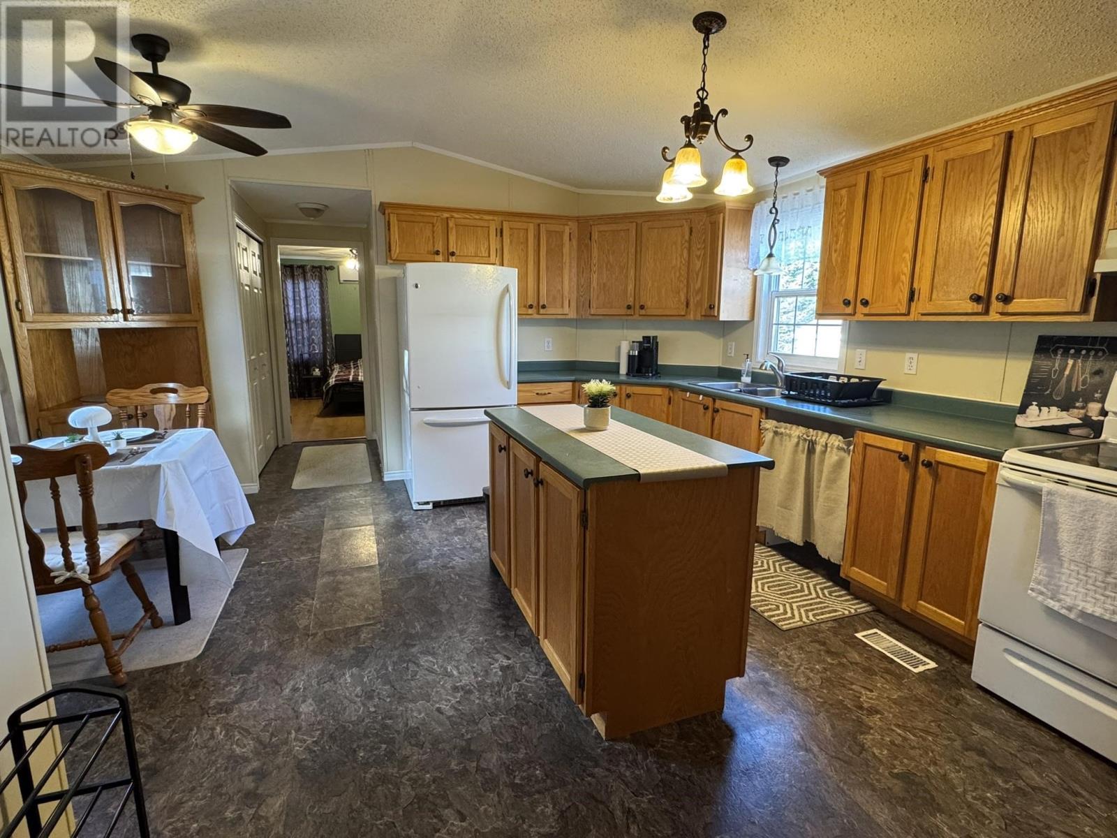 26 Cameron Avenue Property Photo 5