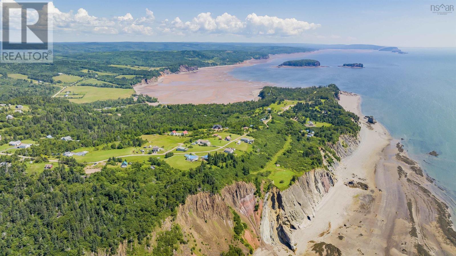 18 Mason Hill Road Property Photo 1