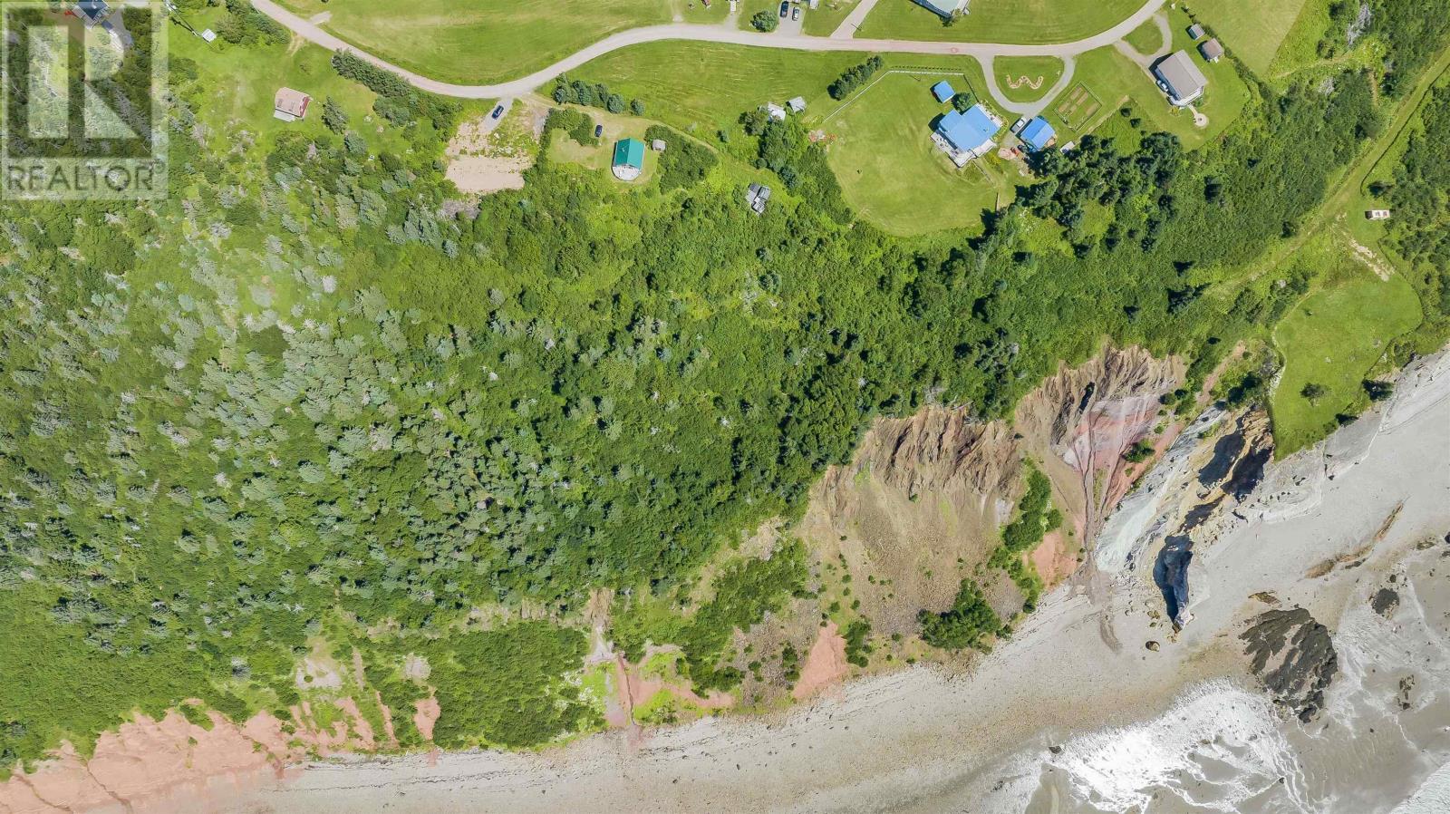 18 Mason Hill Road Property Photo 5