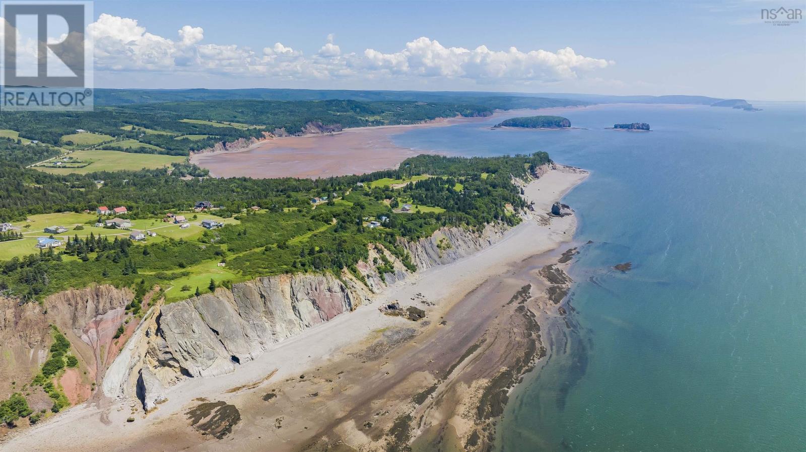 18 Mason Hill Road Property Photo 7