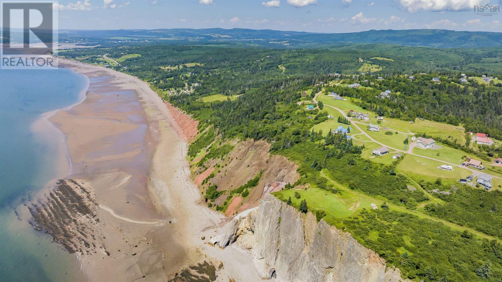 18 Mason Hill Road Property Photo 10