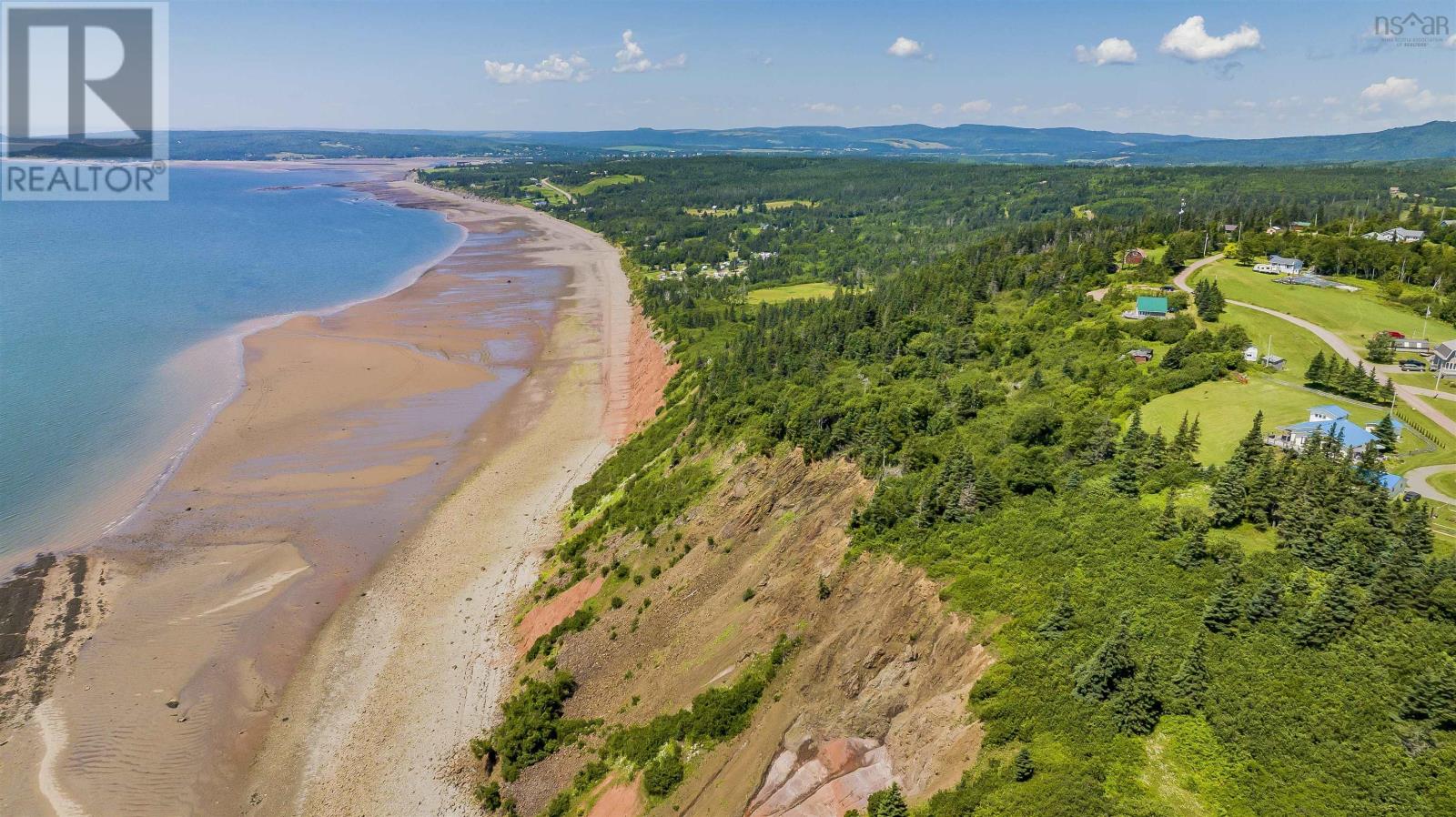 18 Mason Hill Road Property Photo 12