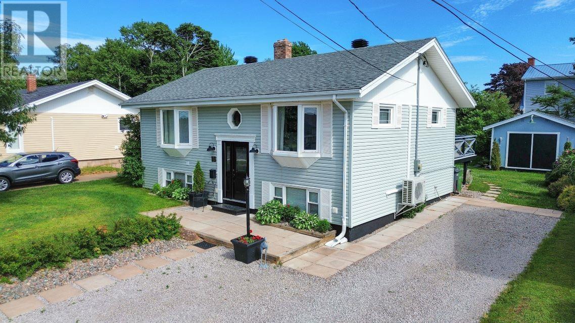 16 Moreau Drive Property Photo 1