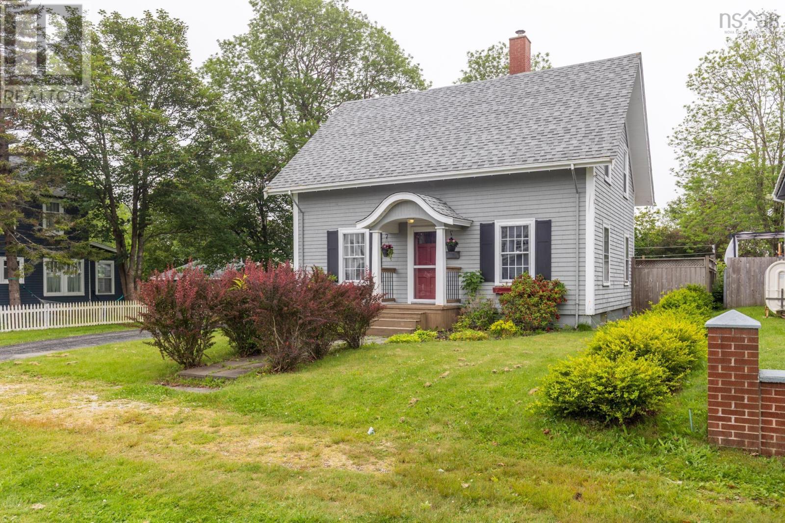15 Grand Street Property Photo 1