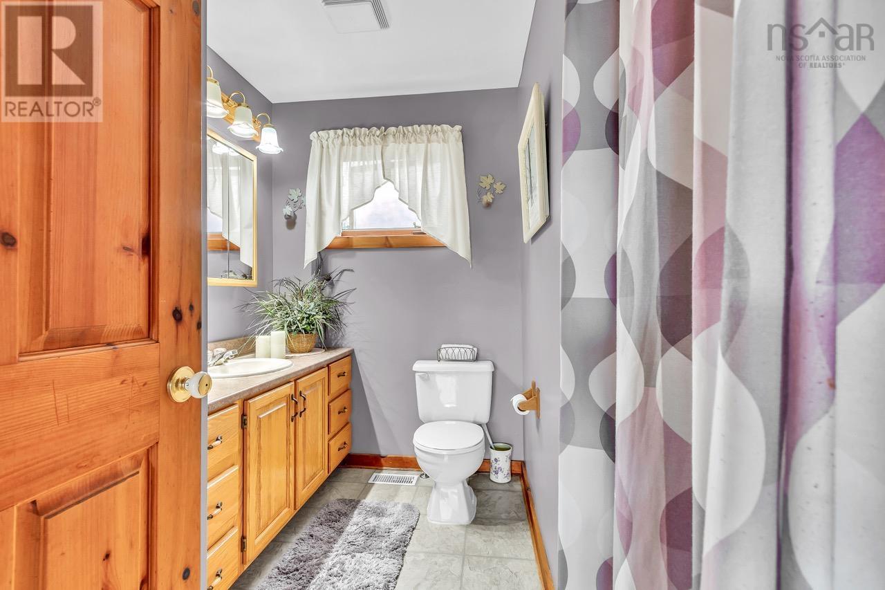 5 Corrie Lane Property Photo 7