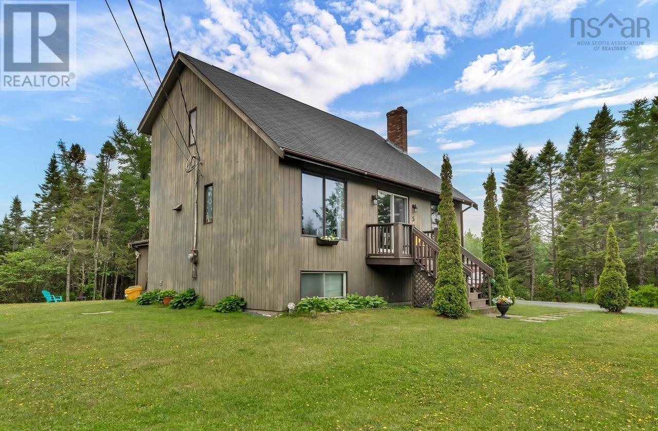 5 Corrie Lane Property Photo 12