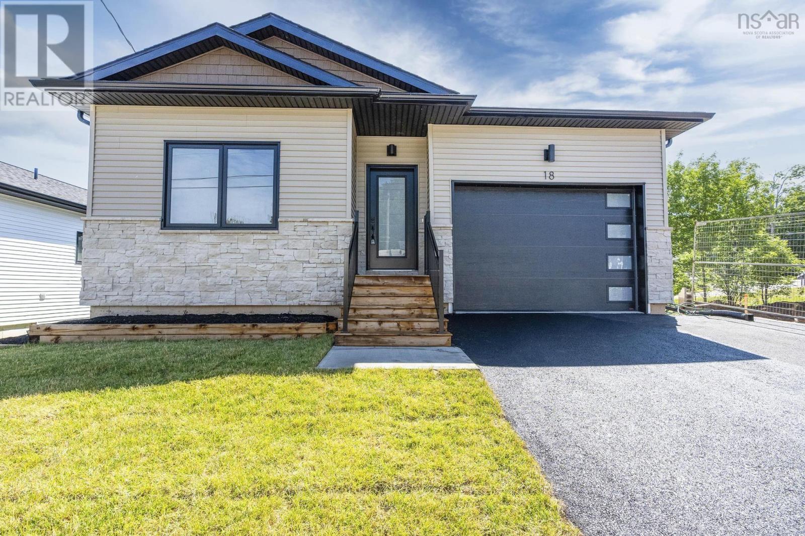 18 Whidden Avenue Property Photo 1