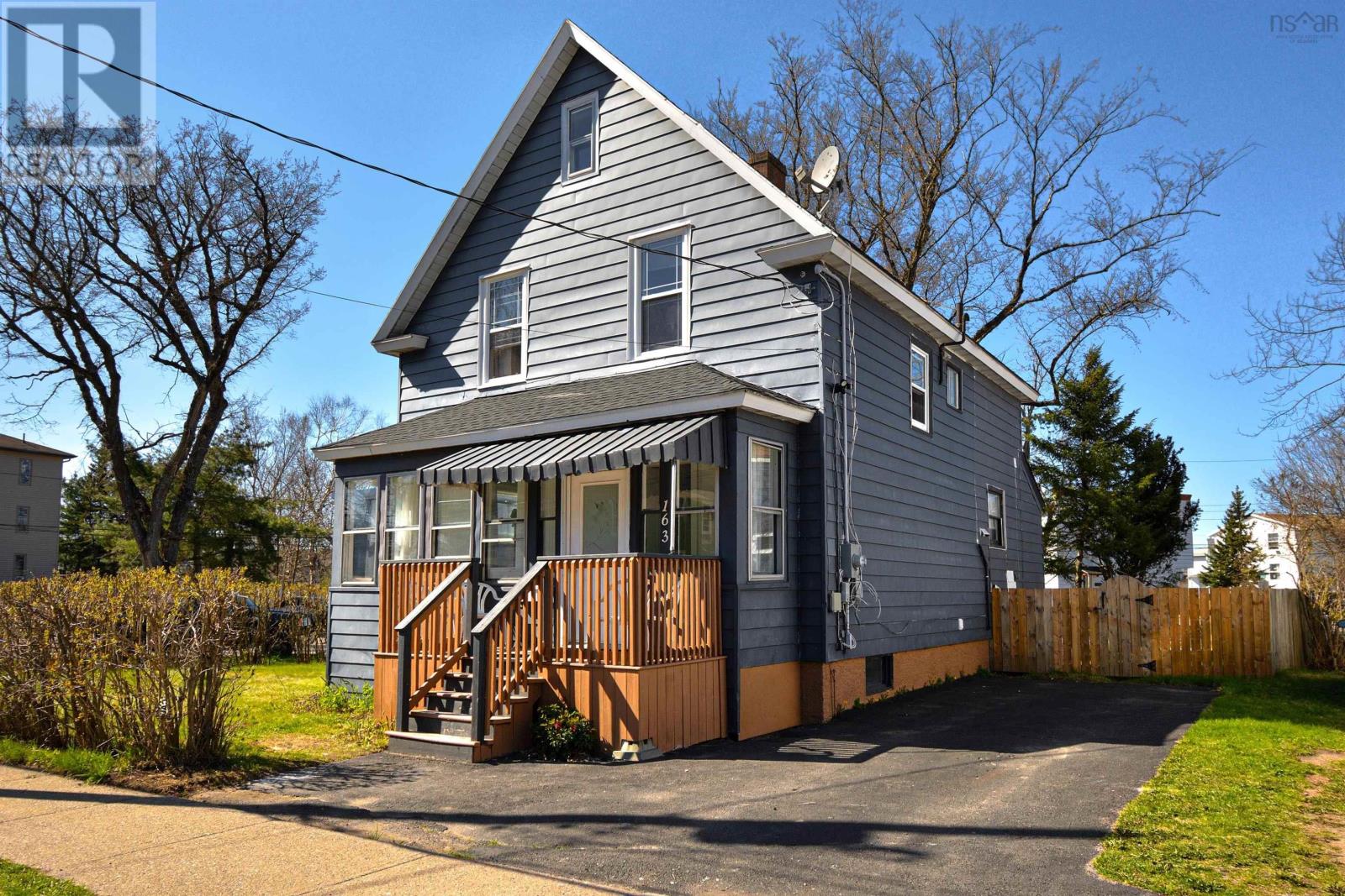 163 Brookland Street Property Photo 1