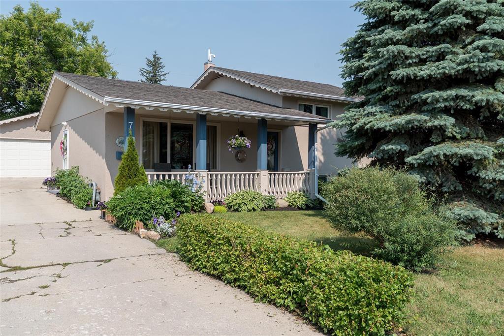7 Maplehurst Road Property Photo 1
