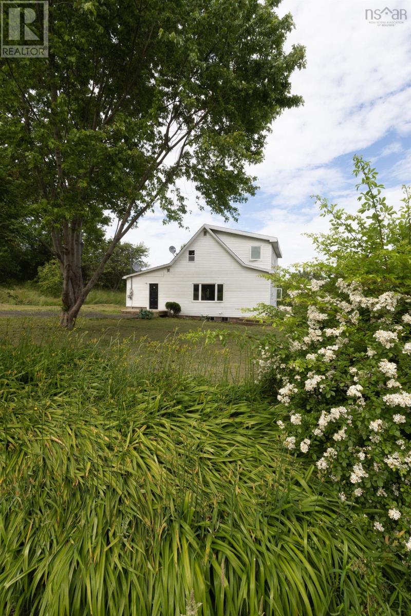 30 Old School House Road Property Photo 1