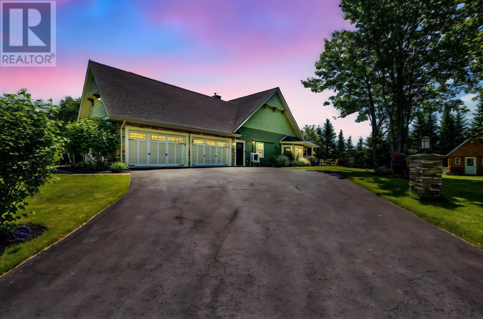 15 Norwood Court Property Photo 1