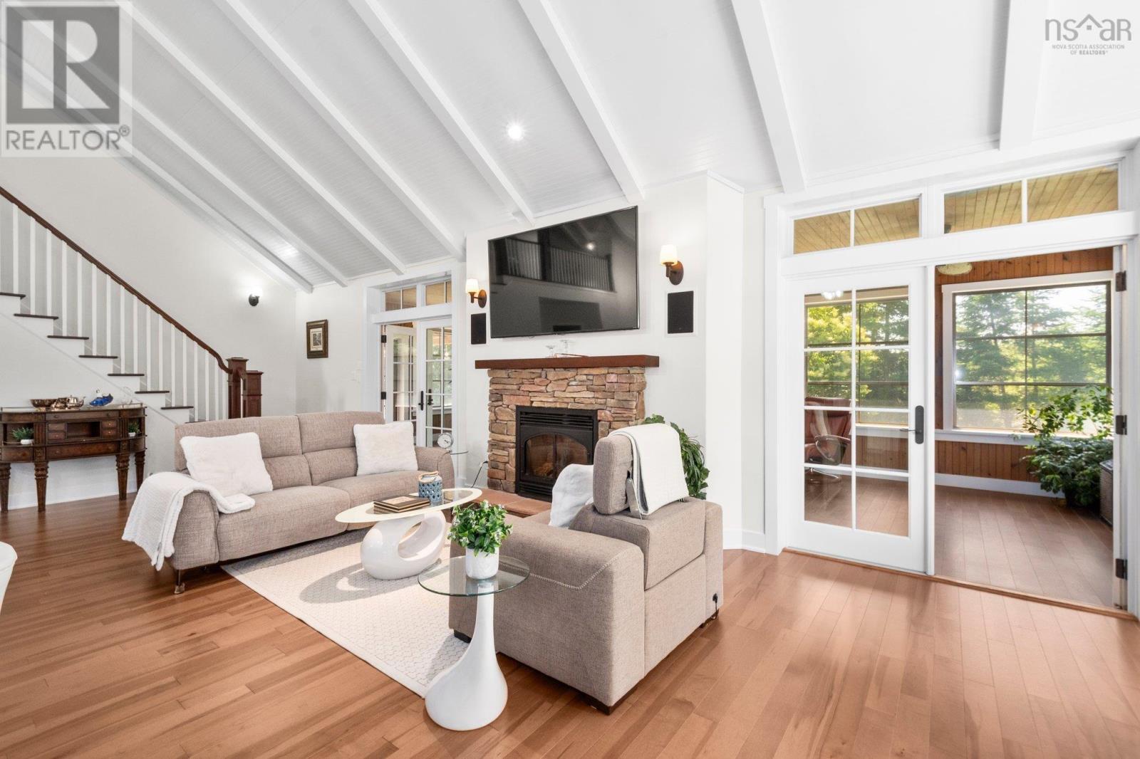 15 Norwood Court Property Photo 19