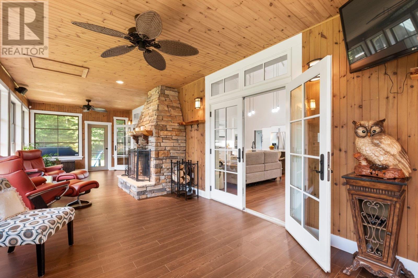 15 Norwood Court Property Photo 25