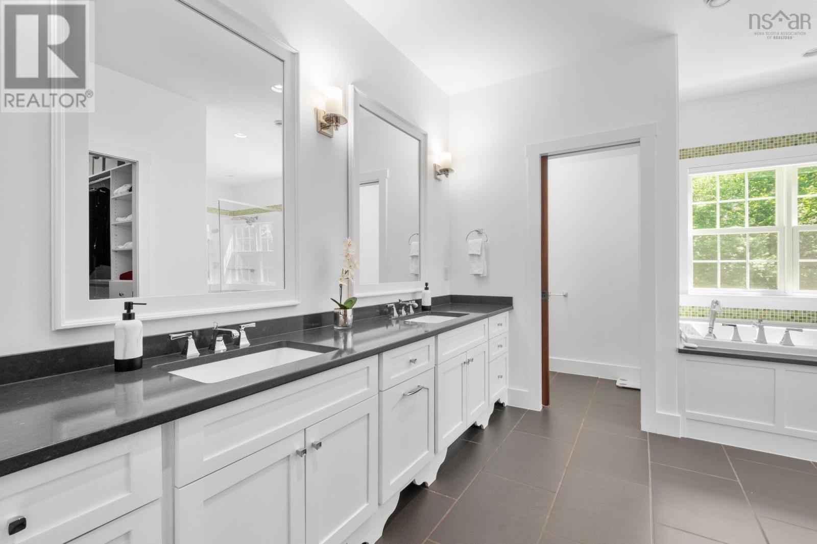 15 Norwood Court Property Photo 31