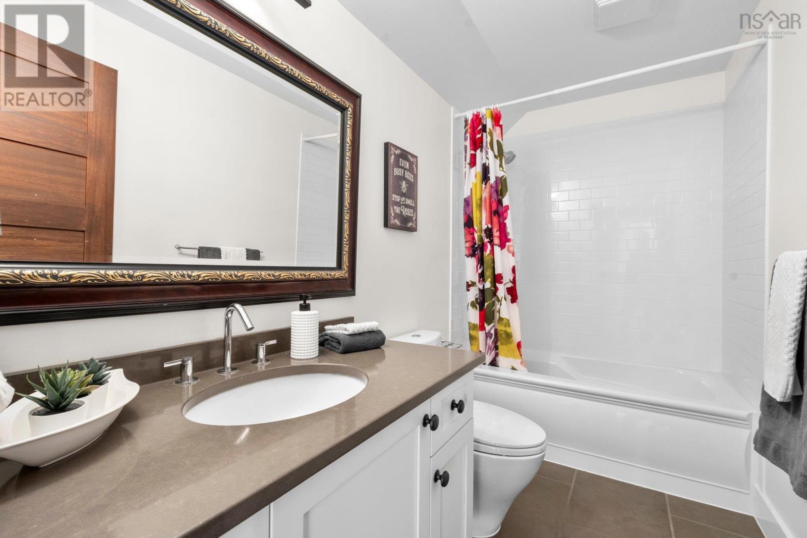 15 Norwood Court Property Photo 42