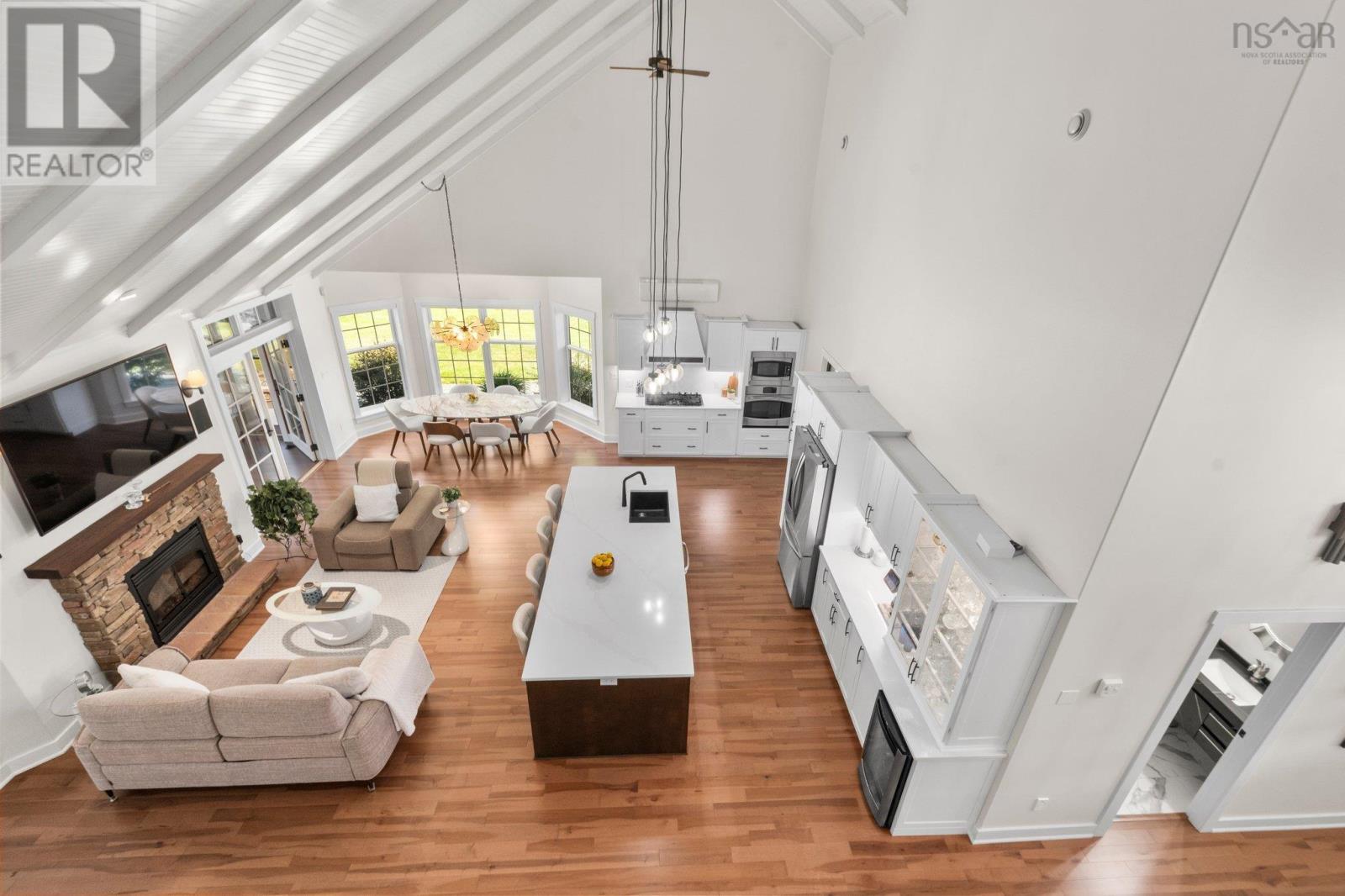 15 Norwood Court Property Photo 43