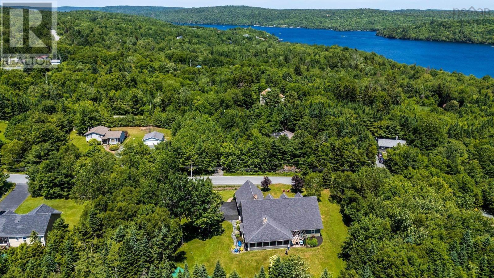 15 Norwood Court Property Photo 49