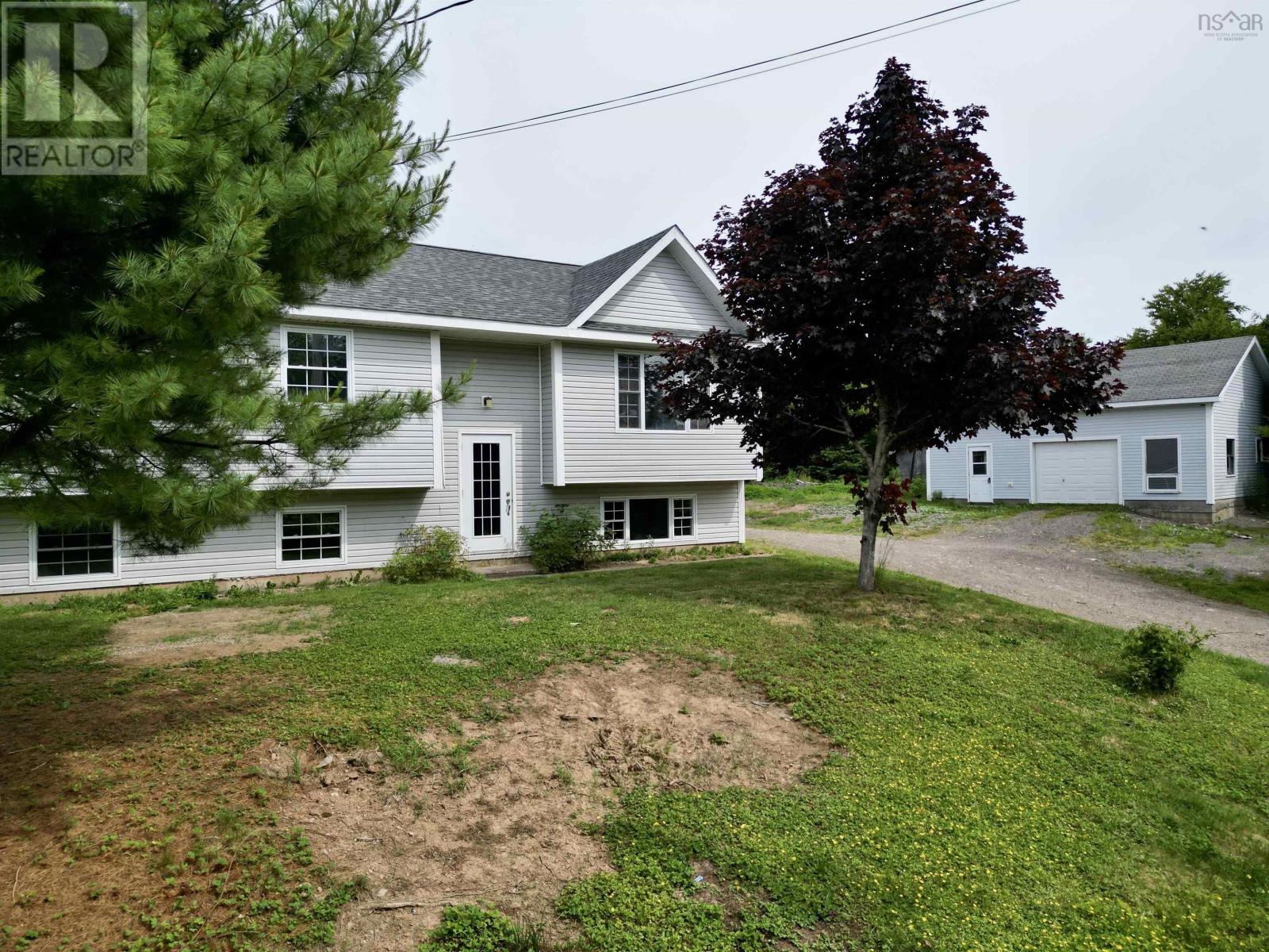 805 Grandique Road Property Photo 1
