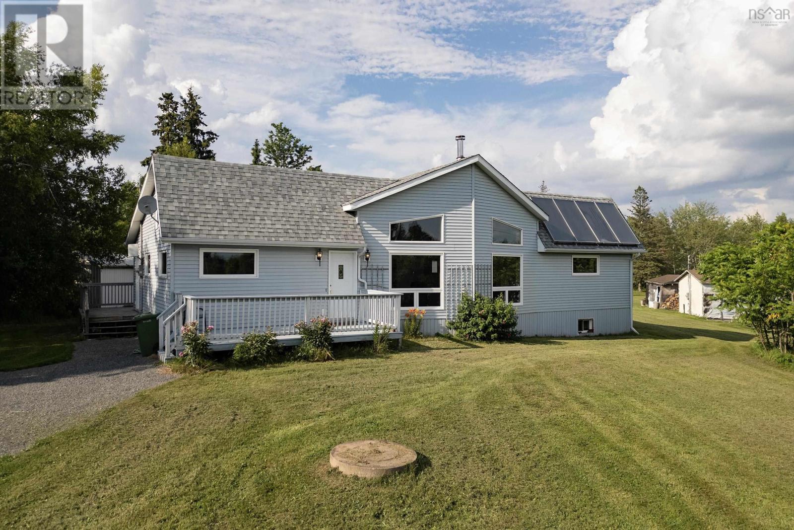 9525 Highway 6 Property Photo 1