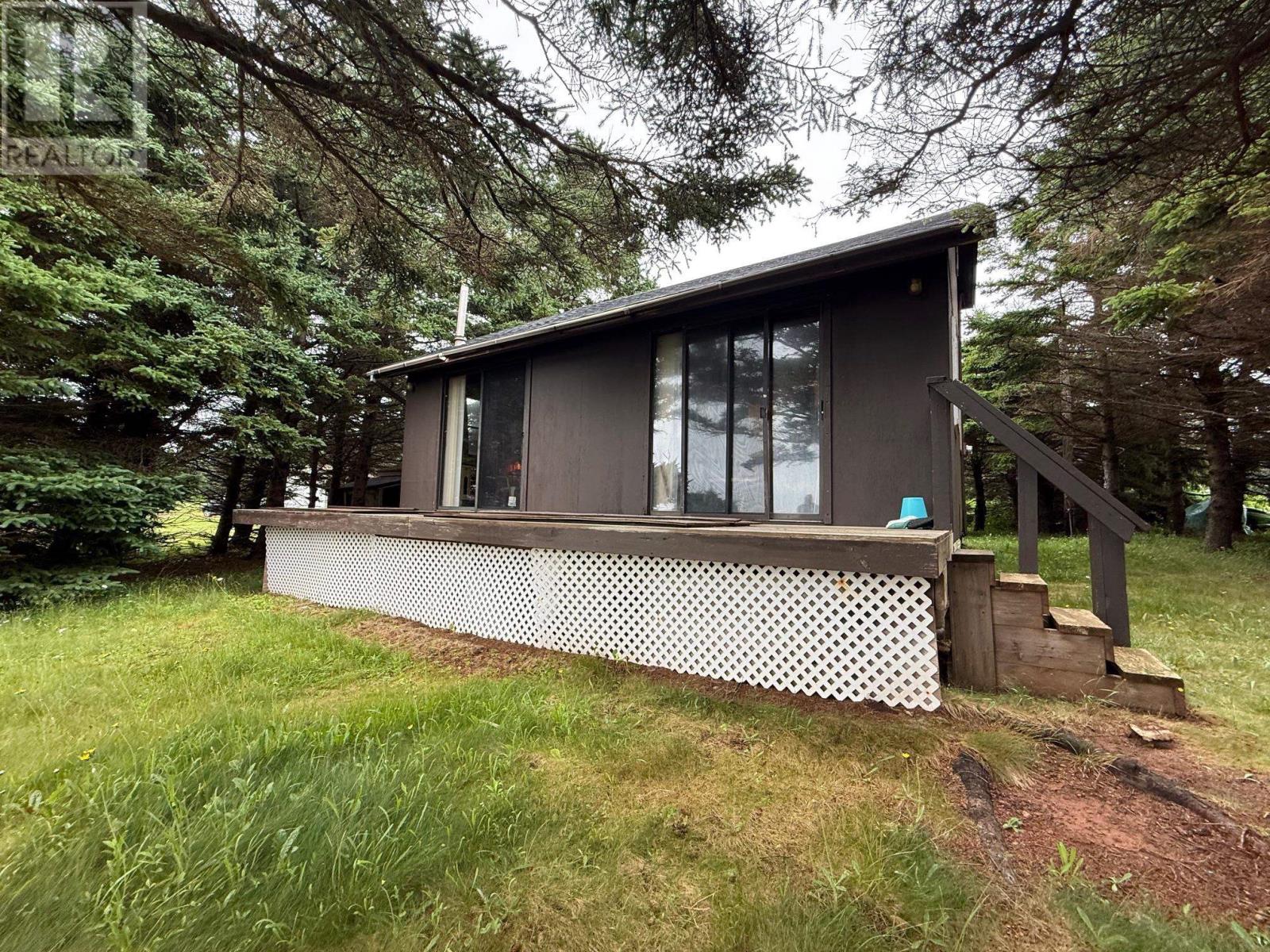 394 Richard Point Road Property Photo 1