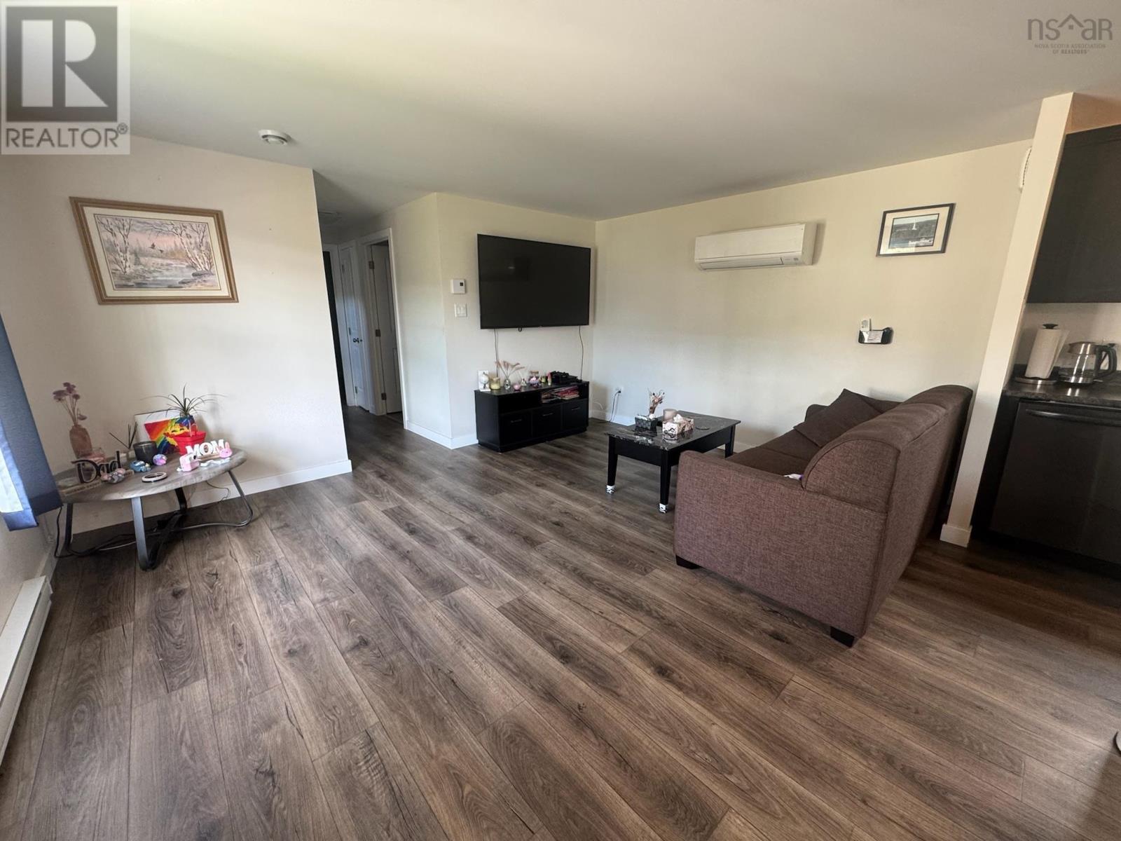 15 Brynlees Lane Property Photo 5