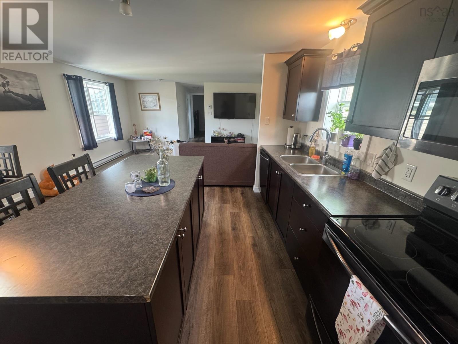 15 Brynlees Lane Property Photo 8