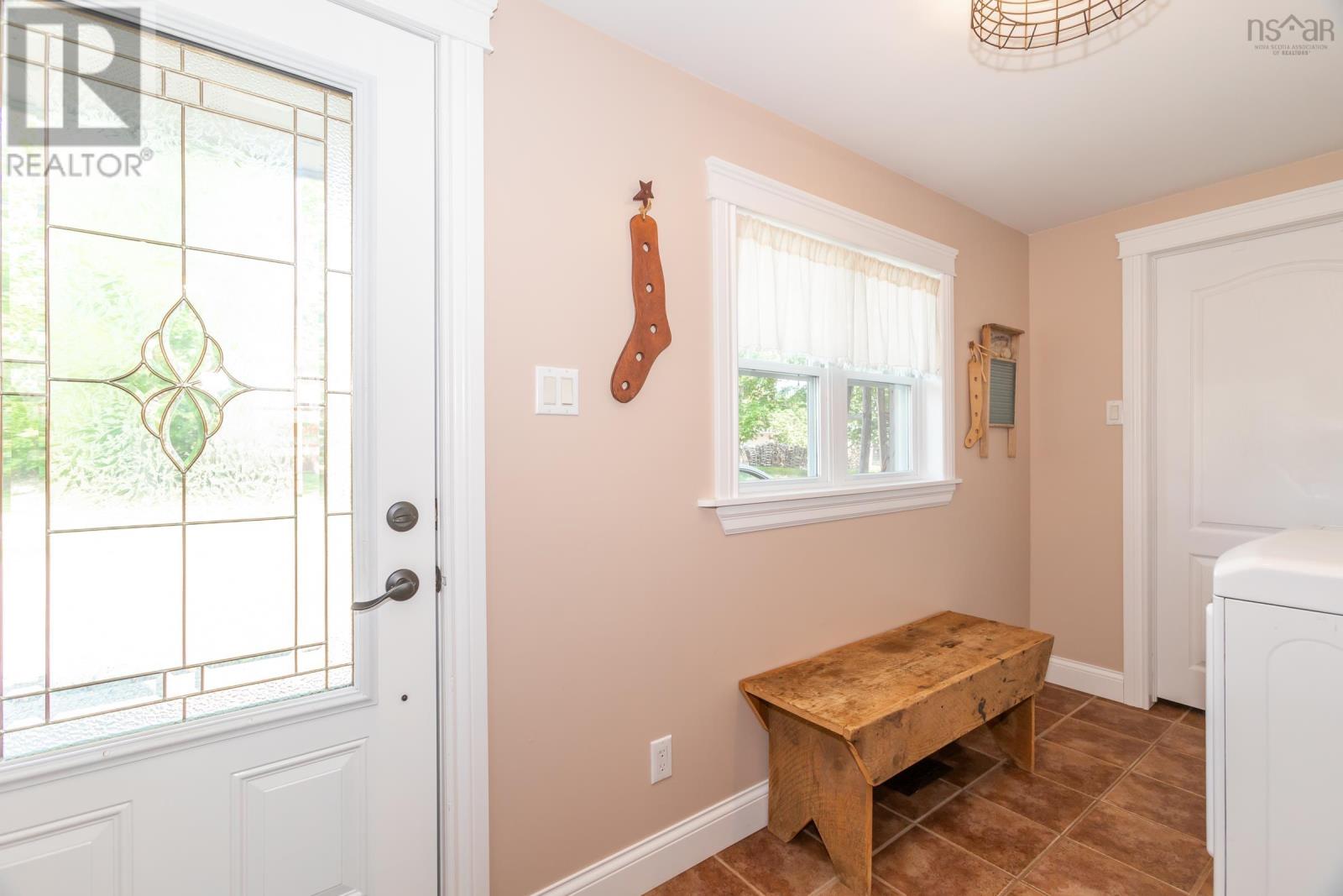 36 Drury Lane Property Photo 10