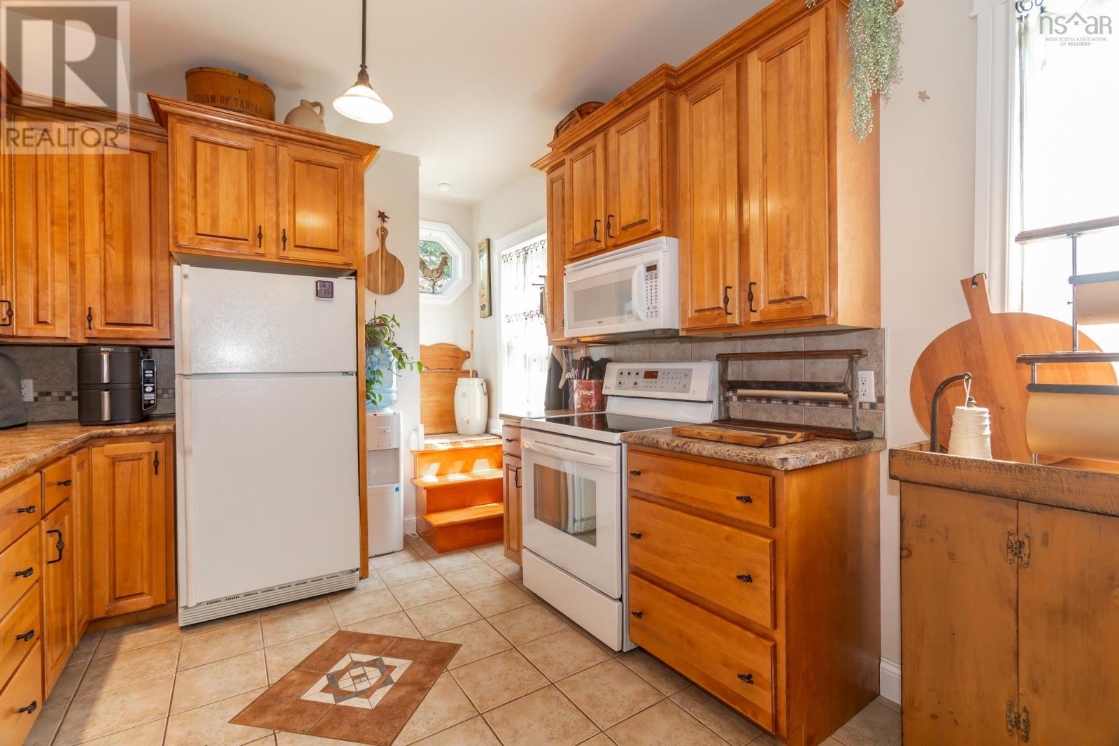 36 Drury Lane Property Photo 13