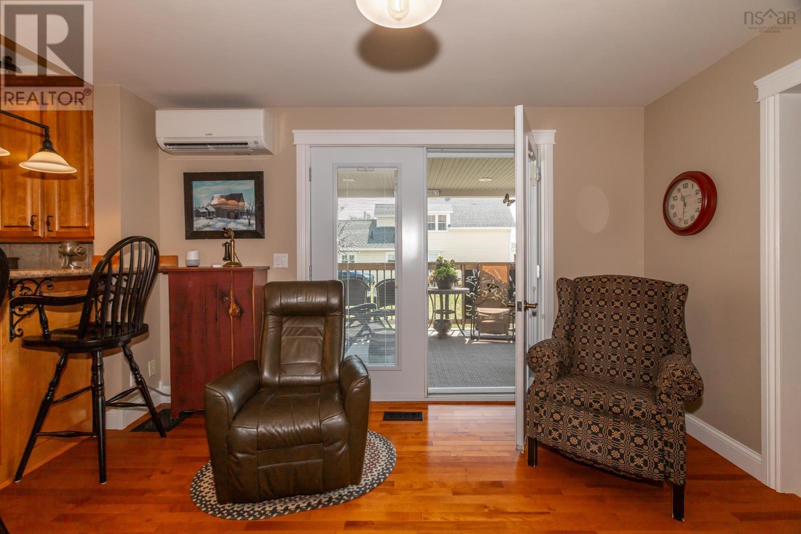 36 Drury Lane Property Photo 19