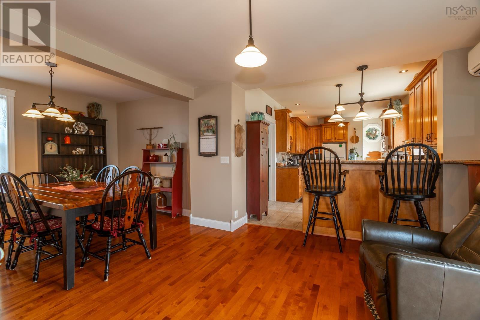 36 Drury Lane Property Photo 21