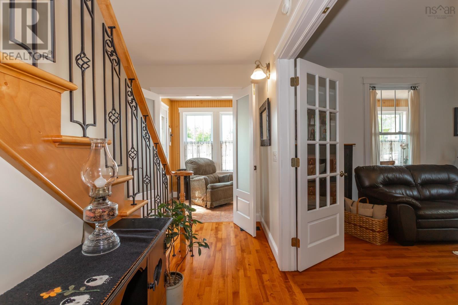 36 Drury Lane Property Photo 23