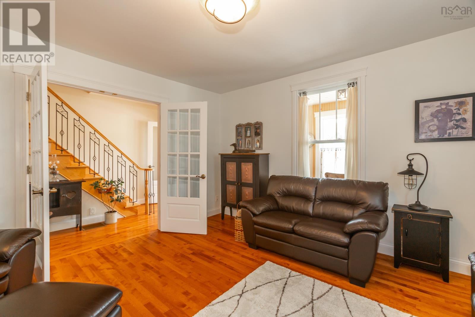 36 Drury Lane Property Photo 27
