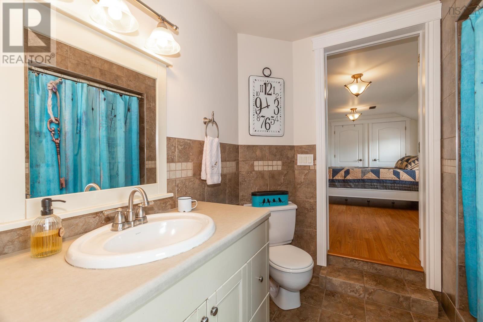 36 Drury Lane Property Photo 35