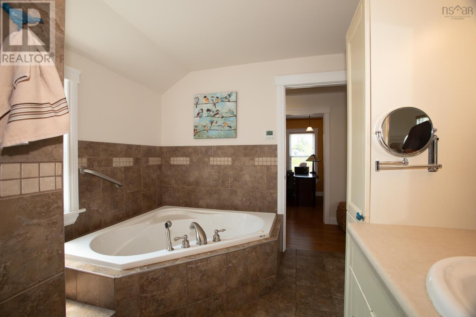 36 Drury Lane Property Photo 37